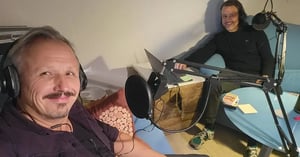 Autoduett Adrian + Stefan bei der Aufnahme-1