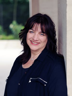 StraussMedia_Angela Wirkner_2056 x 2742